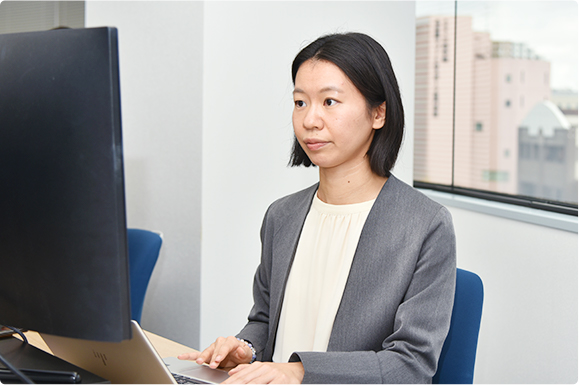岩本さんの真剣な様子